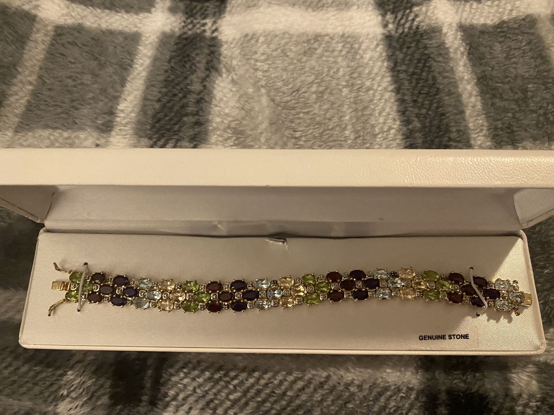 Brand new 18kt gold over Sterling silver bracelet