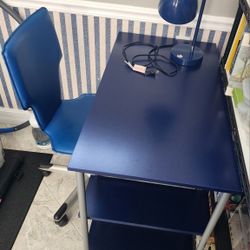 Blue Youth Desk and Chair With Desk Lamp