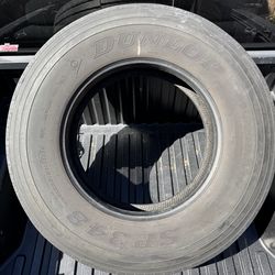 Dunlop 295/75R22.5 Semi Truck Tire – Trailer Use – $40