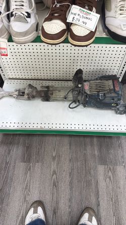 Bosch GSH 16 Professional Demolition Hammer
