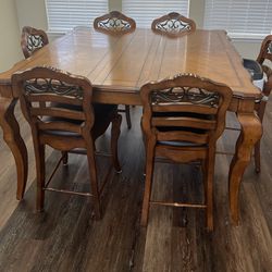 6 Chair High Top kitchen Table