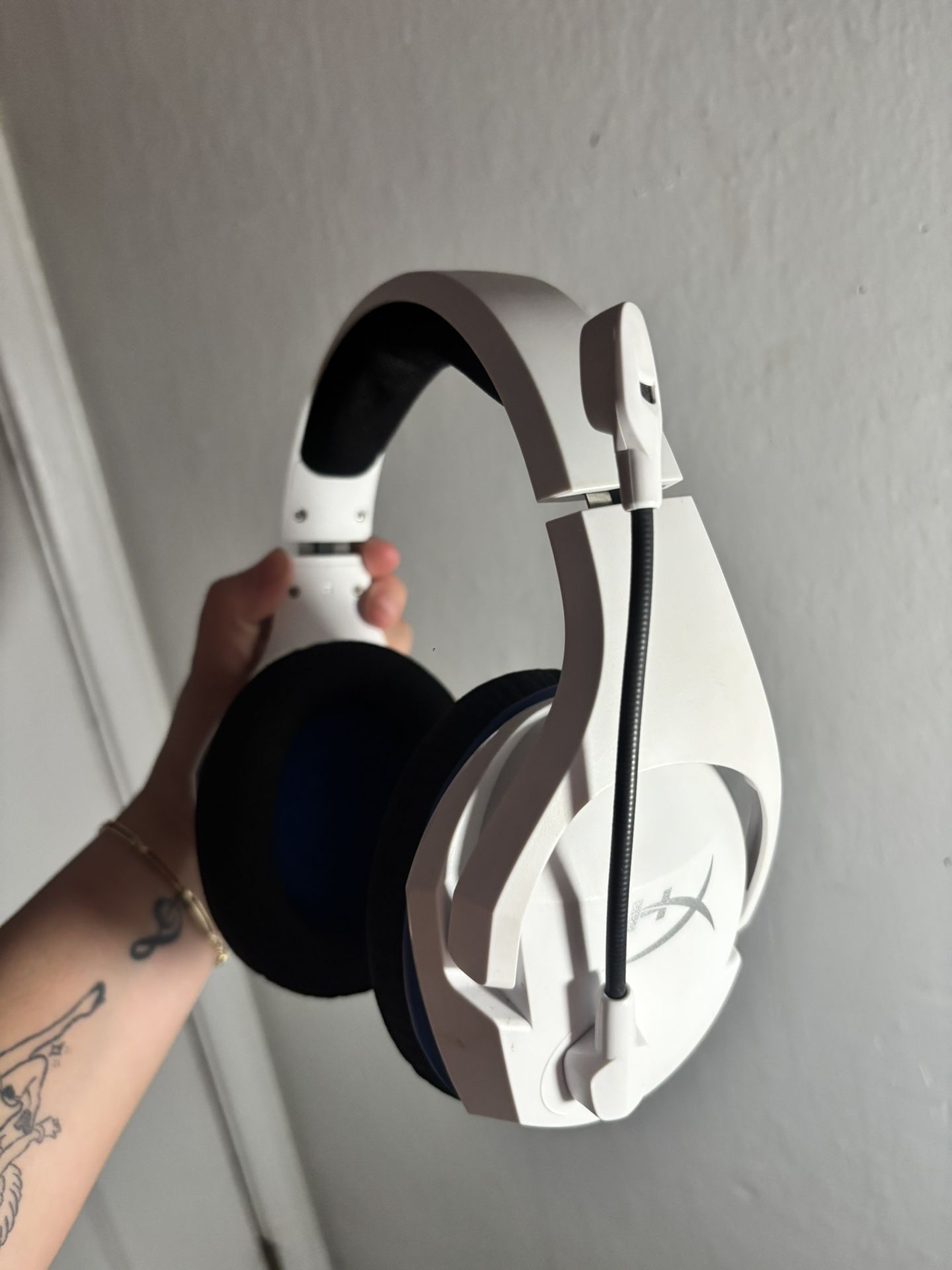 HYPERX BLUETOOTH HEADSET 