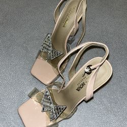 Heels/ Platforms Fashion Nova Size US 8 Butterfly