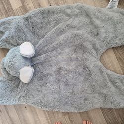  elephant baby floor mat, assorted receiving blankets/swaddles
