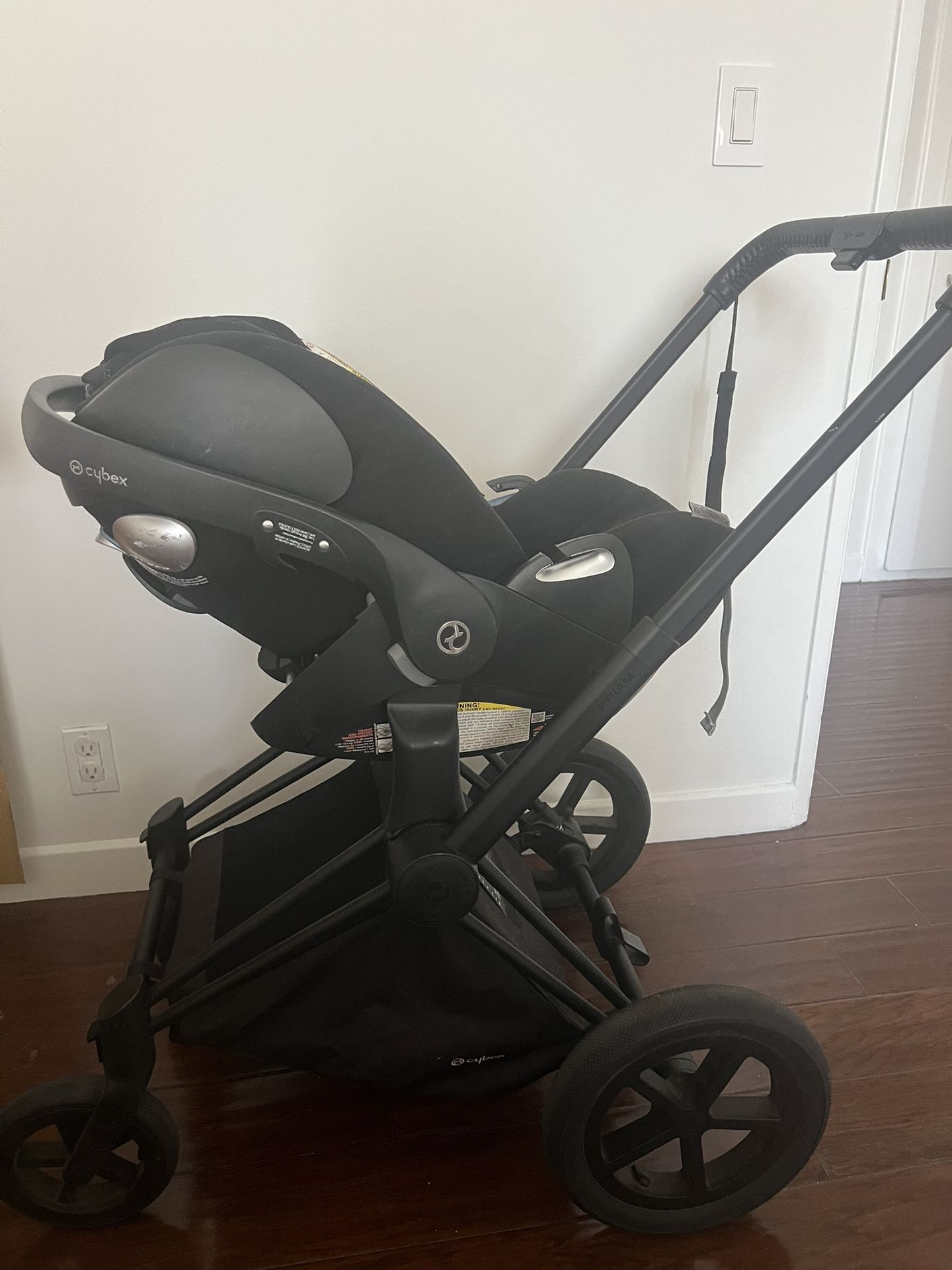 Cybex Platinum Stroller With Car seat