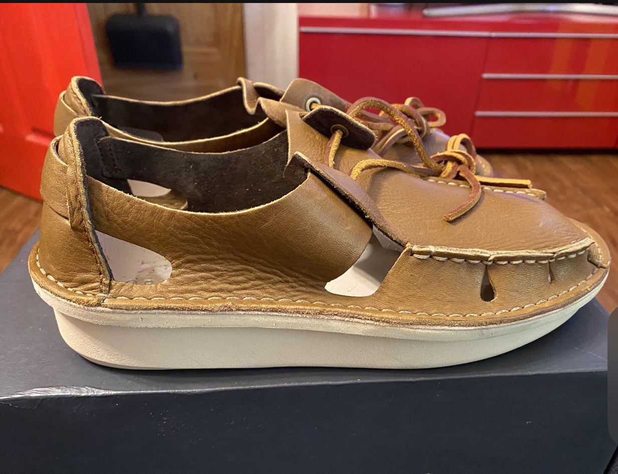Clarks Slipper/ Sandals NEW SIZE: Men