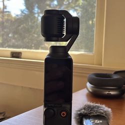 DJI Osmo Pocket 3