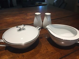 Noritake fine bone China