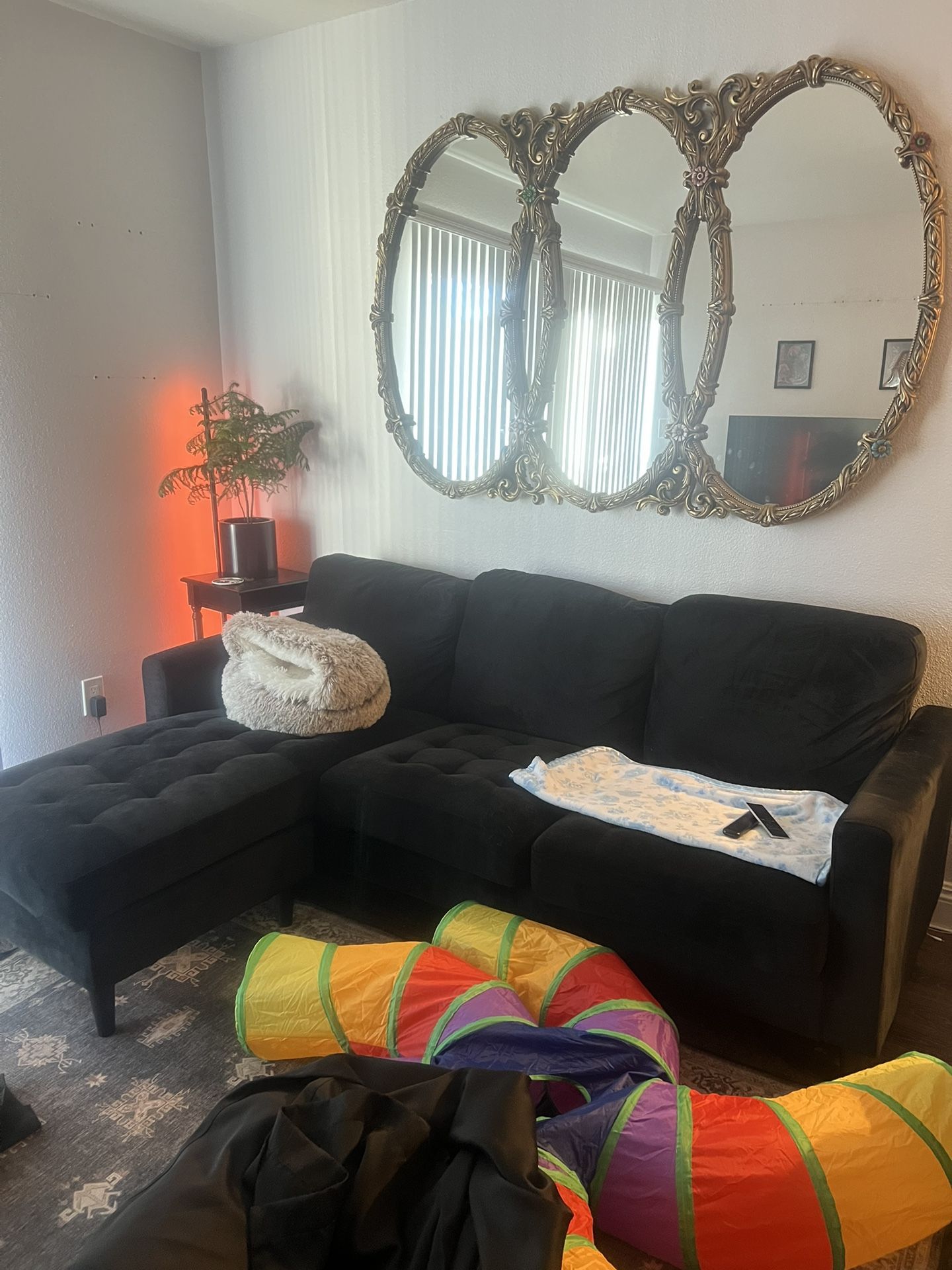 L SHAPED VELVET BLACK COUCH