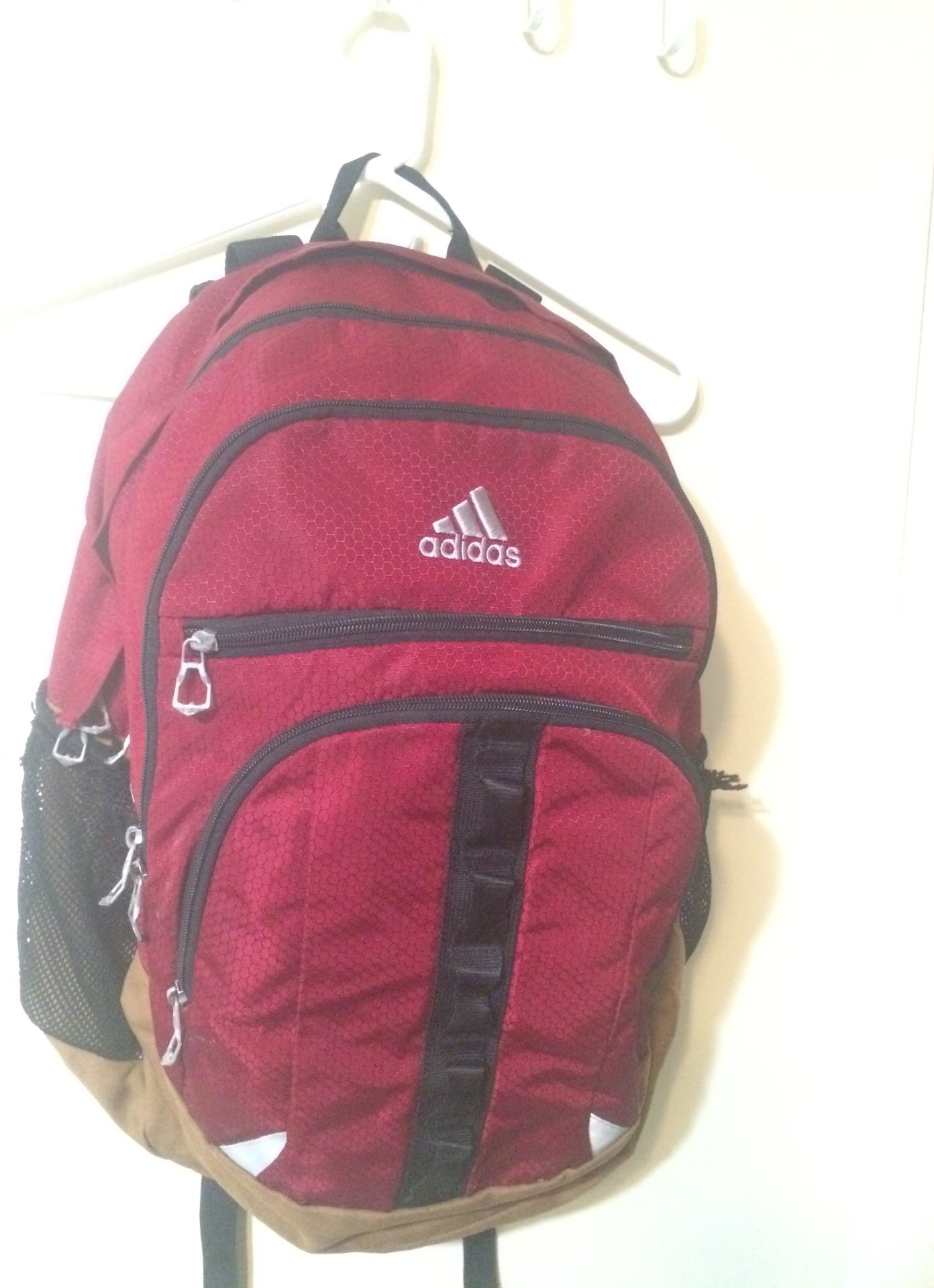 ADIDAS BACKPACKS 🎒 ''GOOD DEAL''