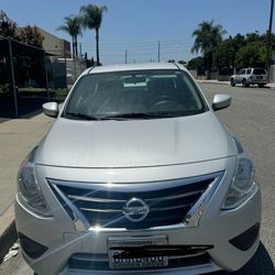 2019 Nissan Versa