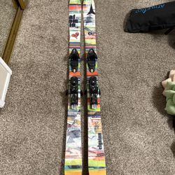 Atomic Downhill Skis 65”