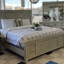  🟠🟠 Back By Popular Demand 🟠🟠King 4 Pc Bedroom Set Only At Ebenezer Furniture