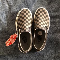 NEW Classic Slip On Vans Size 4 for Sale in Pasadena CA OfferUp