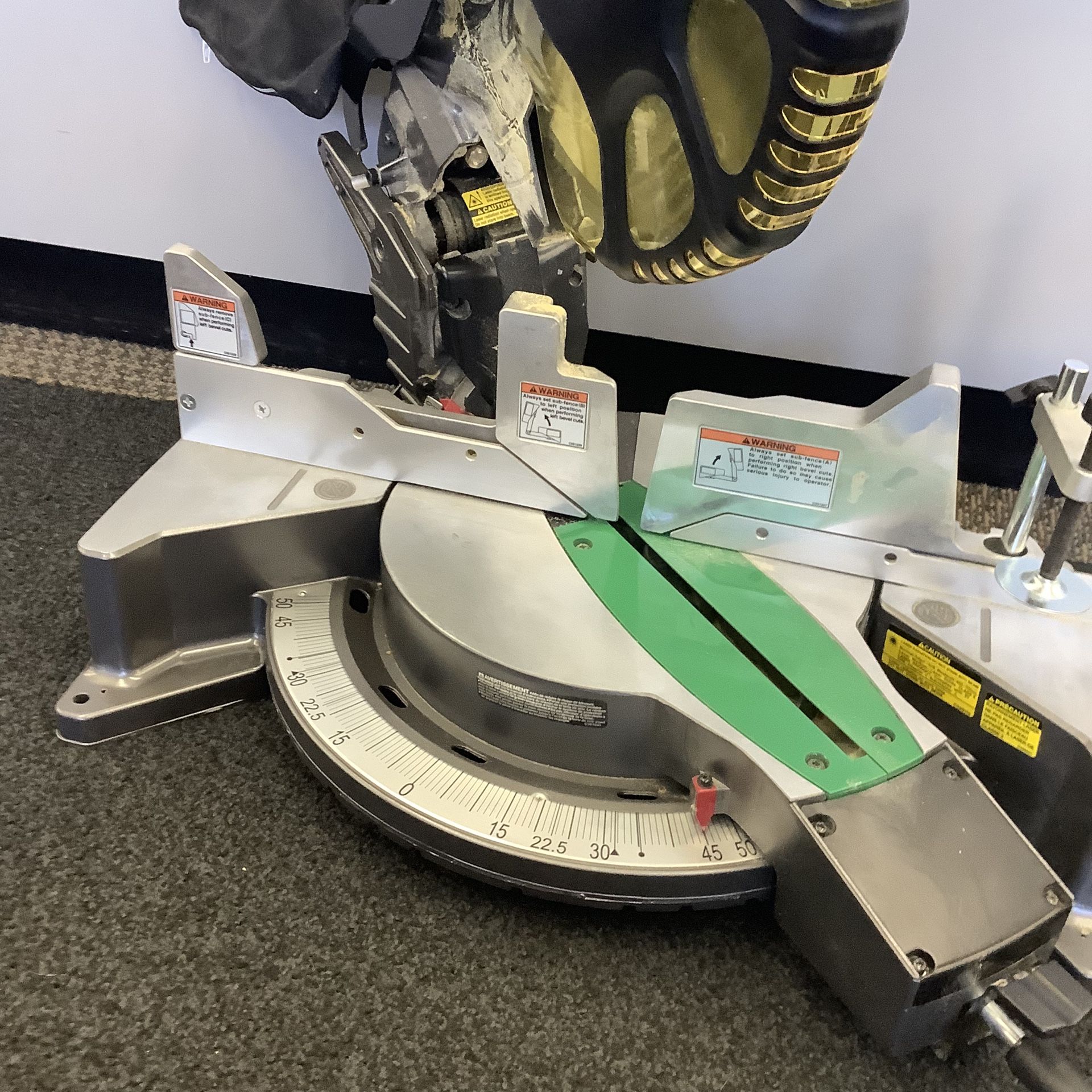 Hitachi 12 Inch Dual Compound Miter Saw for Sale in Kent, WA OfferUp