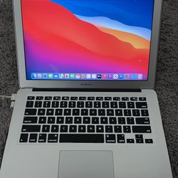 MacBook Air Laptop 