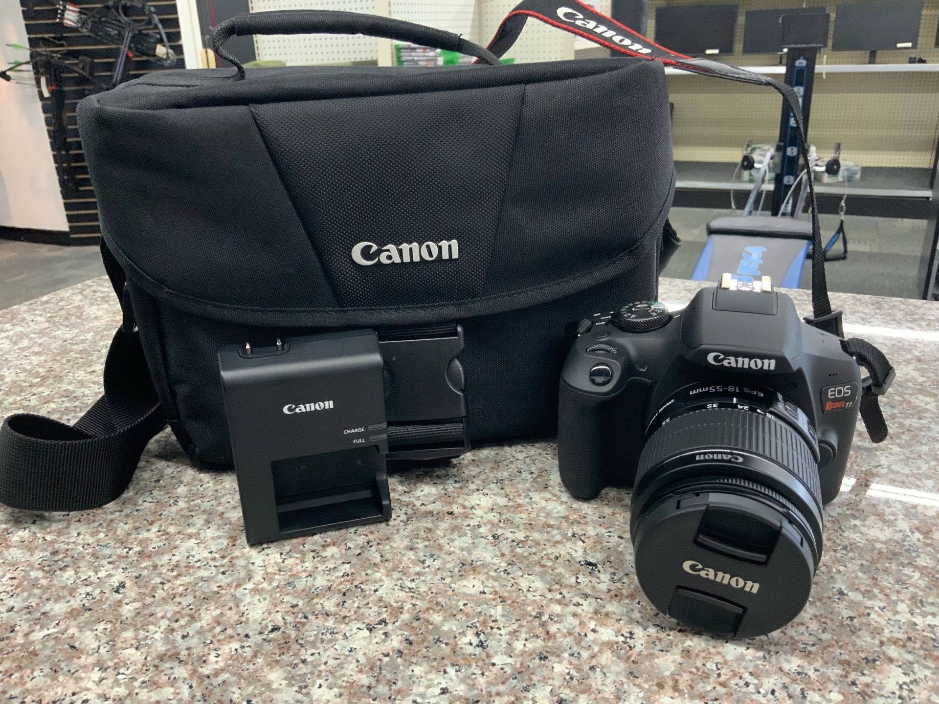 Canon EOS Rebel T7 DSLR Camera with EFS 18-55mm lens