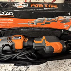 RIDGID 6 Amp Pro Compact Reciprocating Saw Kit