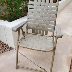 Folding Chairs 