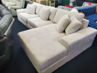 Ashley SECTIONAL Brand New