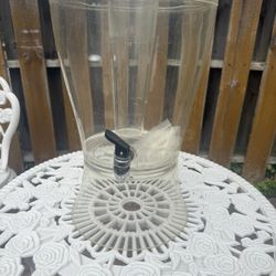 Beverage Dispenser (acrylic) with spigot(s) spare 