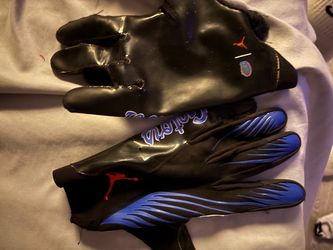 Gloves for sell