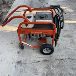 Husqvarna Pressure Washer Pressure Cleaner  3100 Psi /2.5 Gpm Works Excellent For Your Commercial Business 