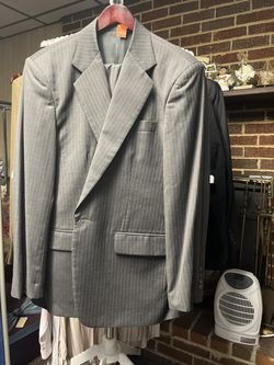 Men’s suit- tailor made