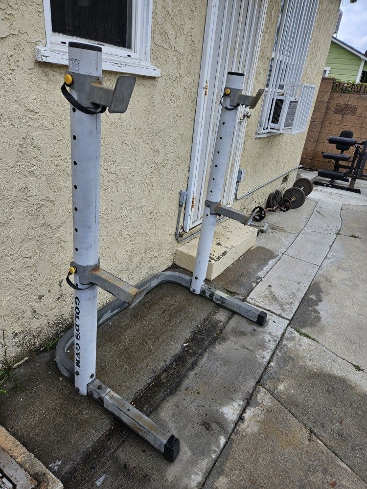 Gold's Gym Squat Rack