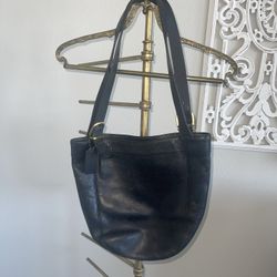 coach leatherware purse black