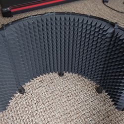Stage Right Mic Isolation Shield 