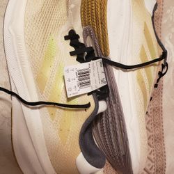 Adidas Supernova Stride 