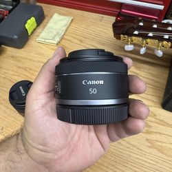 Canon RF 50mm 1.8