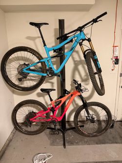 Feedback Sports Velo display stand