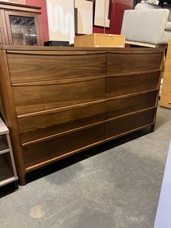 Absolutely Stunning Large MCM Style Dresser Real Wood Walnut Wood Grain 8 Large drawers Mid Century Modern Free Curbside Delivery  