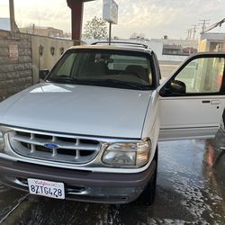 1997 Ford Explorer
