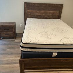 Ashley Queen Bed With Mattress