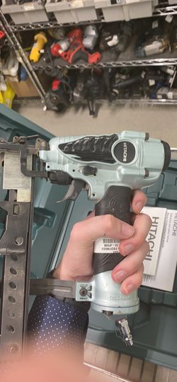 Hitachi n 3804ab3(s) nail gun
