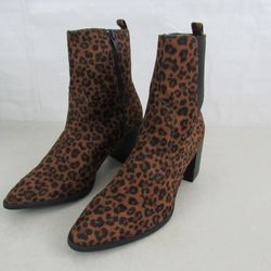 Express Women's Leopard Print "Suede Booties" Size 10


