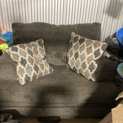 Like New Wide Living Room Chair