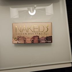 Naked 3 URBAN DECAY mini Eyeshadow Pallet