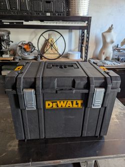 DeWalt DWST08204 Extra Large Tool Case