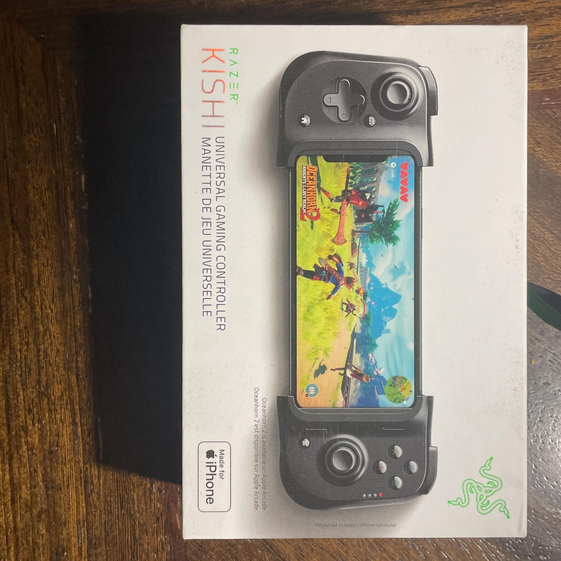 Universal iPhone Gaming Controller