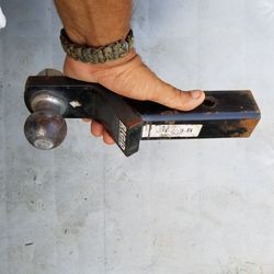 Reese hitch adapter