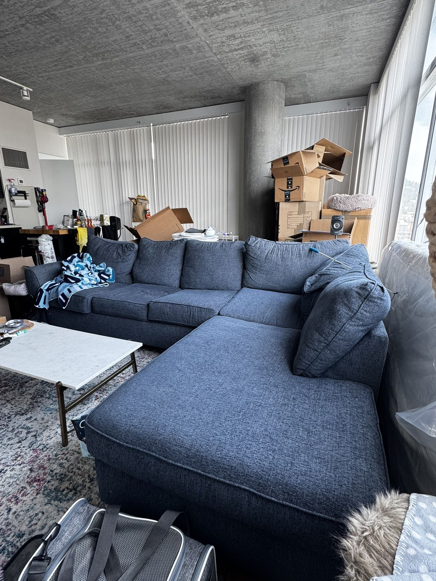 Sectional L Couch With Pop Up Full Mattress Sleeper