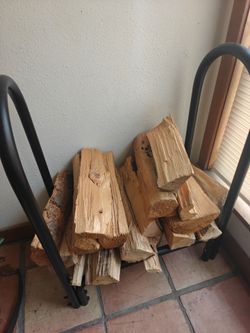 Firewood Log Rack with Firewood