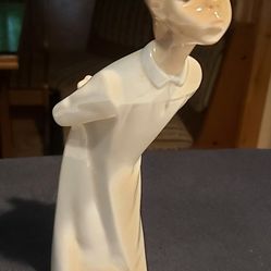 Lladro Boy Blowing Kiss Made In Spain With Box