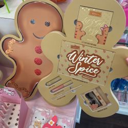 Beauty Creations Makeup Bundle 