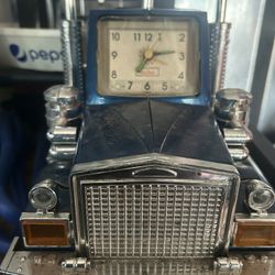 Big Rig Tractor Trailer Clock 