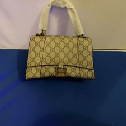 Handbag